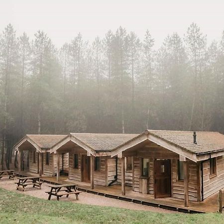 Wyldwood Lodge Cheadle  Luaran gambar