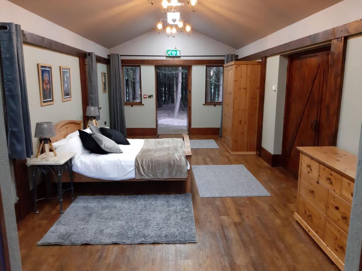 Wyldwood Lodge Cheadle  Luaran gambar