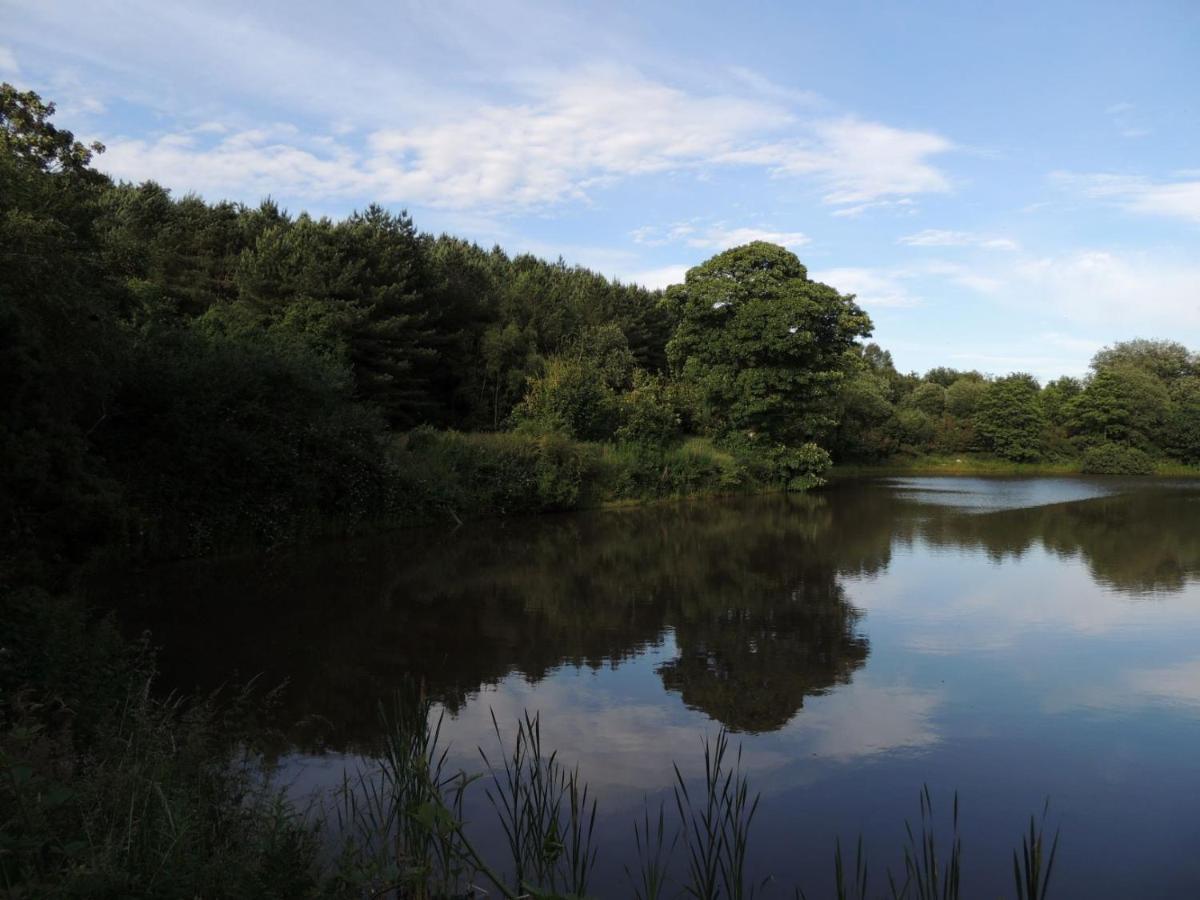 Wyldwood Lodge Cheadle  Luaran gambar
